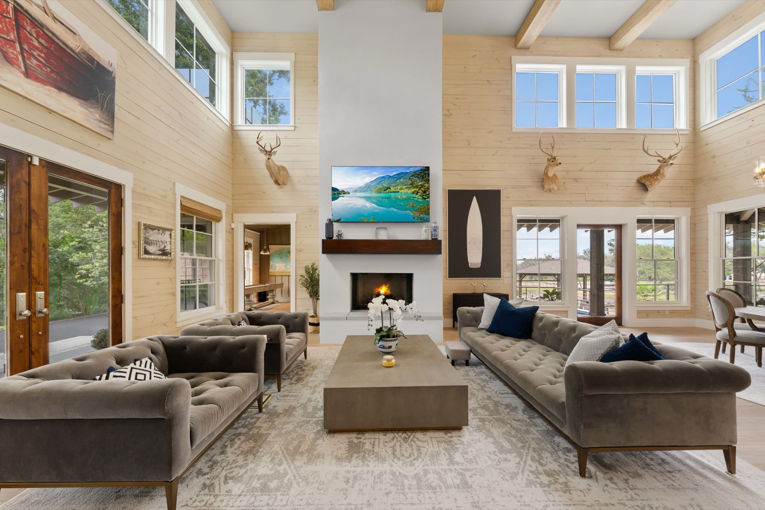 Luxury real estate media by FRME Media