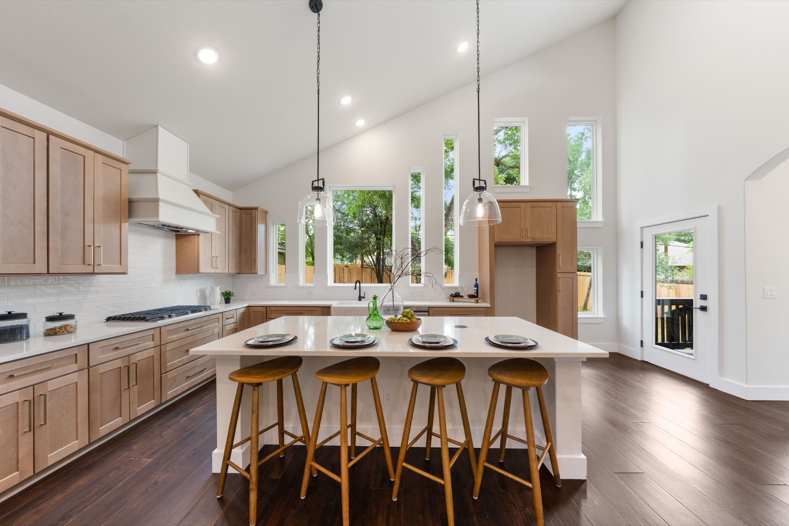 Residential real estate media by FRME Media